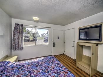 Hotel 6-pueblo, Co - I-25 Pueblo